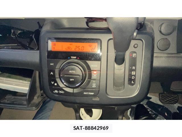 Nissan MOCO 2013-06 7392934-25