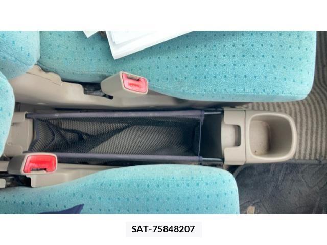 Nissan MOCO 2003-06 7455938-17