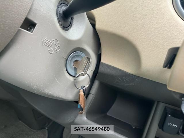Nissan MOCO 2006-03 7455937-10