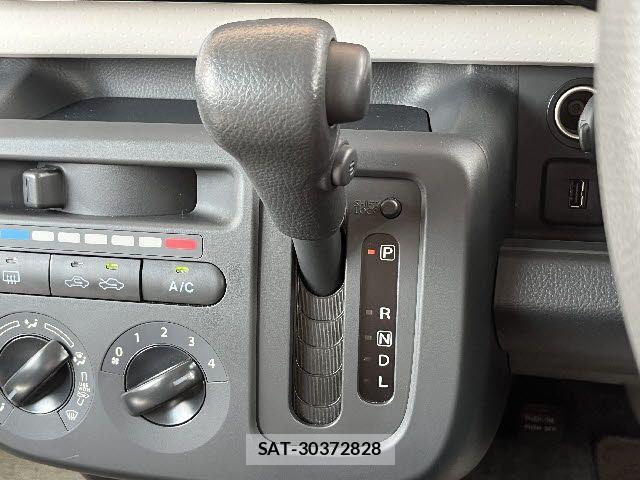 Nissan MOCO 2016-03 7501658-19