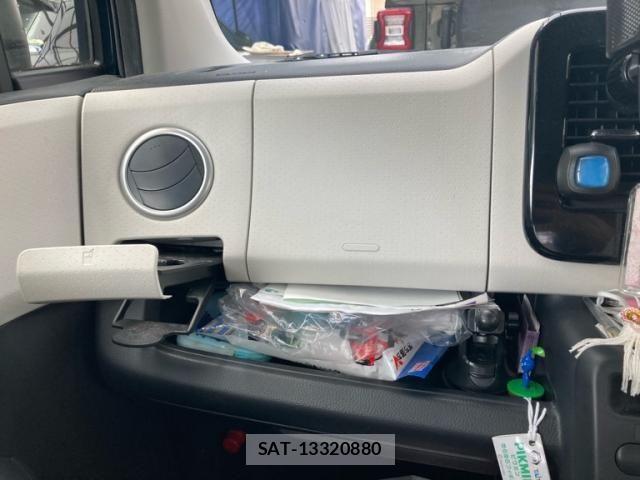 Nissan MOCO 2015-12 7501665-19