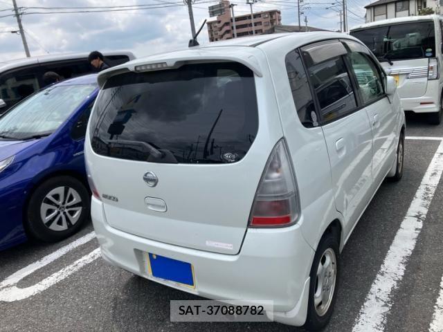 Nissan MOCO 2004-09 7501664-4