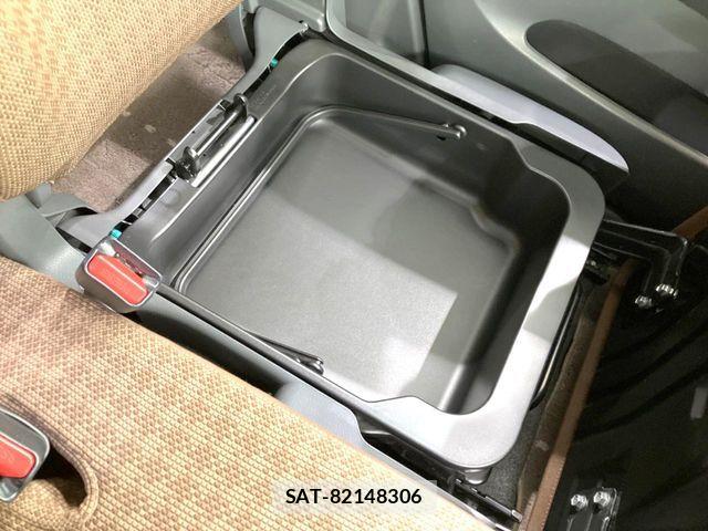 Nissan MOCO 2013-07 7501659-6