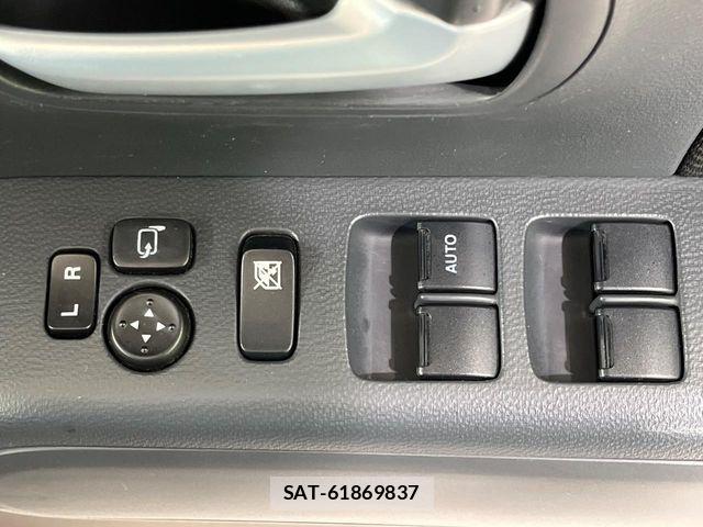 Nissan MOCO 2009-10 7501663-4