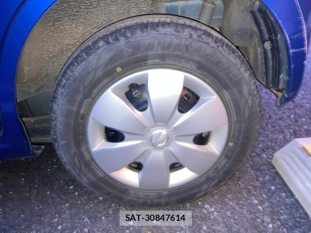 Nissan MOCO 2013-02 7618267-10