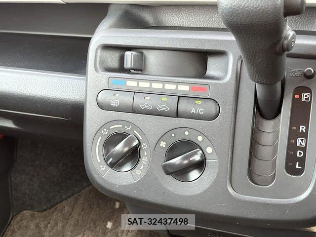 Nissan MOCO 2012-08 7618260-14