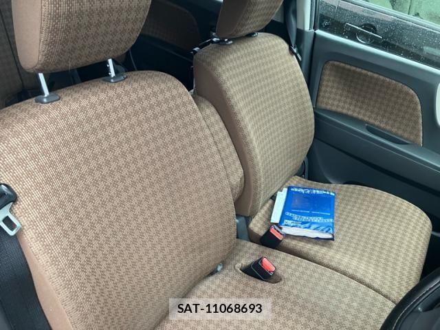 Nissan MOCO 2012-07 7618273-10