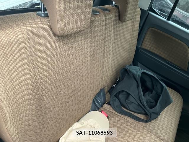 Nissan MOCO 2012-07 7618273-11