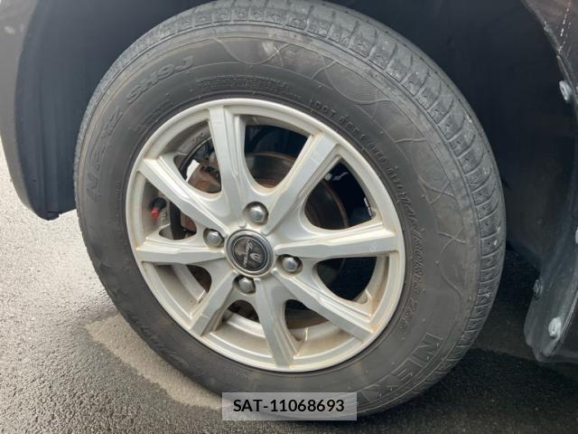Nissan MOCO 2012-07 7618273-7