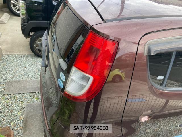 Nissan MOCO 2010-01 7618266-6