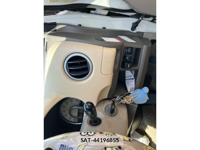 Nissan MOCO 2009-07 7618269-13