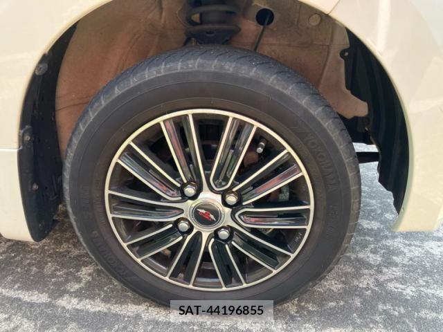 Nissan MOCO 2009-07 7618269-4