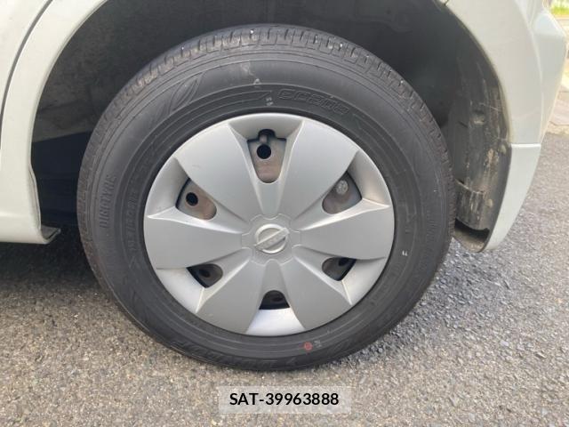 Nissan MOCO 2013-01 7618268-9