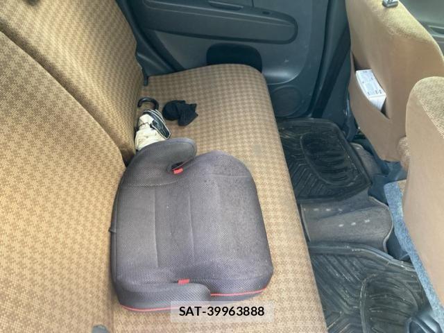 Nissan MOCO 2013-01 7618268-13