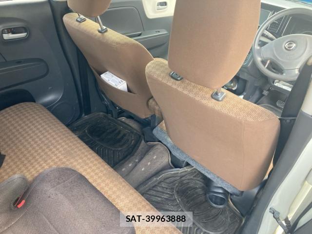 Nissan MOCO 2013-01 7618268-14