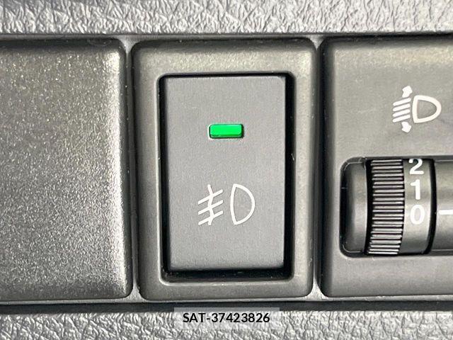 Nissan MOCO 2011-07 7618263-4
