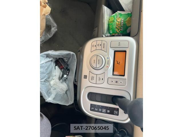 Nissan MOCO 2009-06 7725947-10