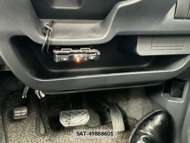 Nissan MOCO 2014-08 7725940-15