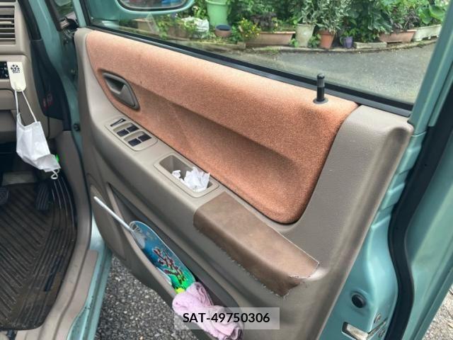 Nissan MOCO 2004-12 7787227-11