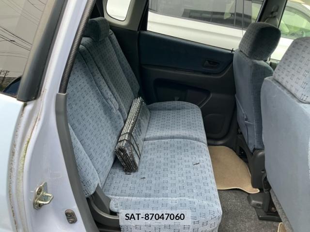 Nissan MOCO 2005-12 7877933-11
