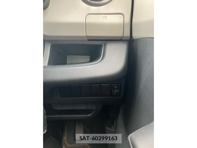 Nissan MOCO 2011-07 7877932-13