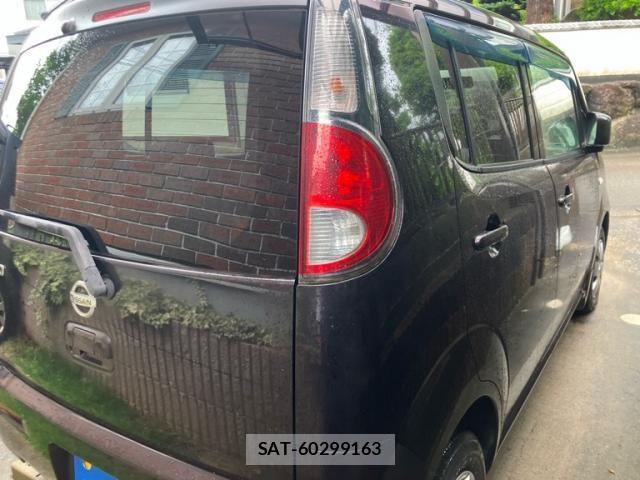 Nissan MOCO 2011-07 7877932-3