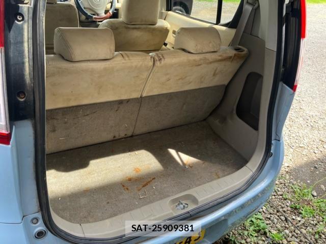Nissan MOCO 2010-08 7962677-18