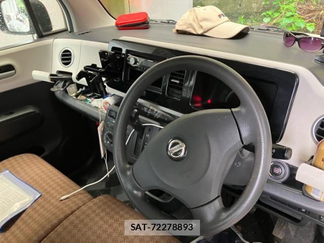 Nissan MOCO 2013-08 7980089-11