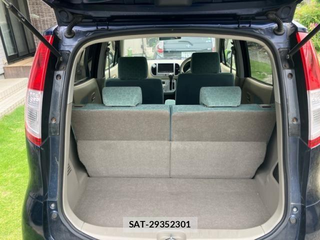 Nissan MOCO 2009-02 8036879-11