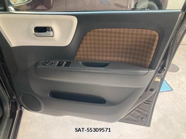Nissan MOCO 2011-09 8036872-11