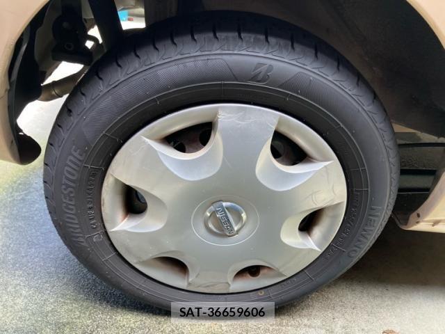 Nissan MOCO 2008-03 8036874-6