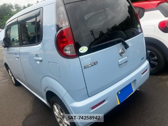 Nissan MOCO 2013-12 8036876-4