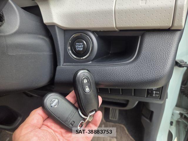 Nissan MOCO 2012-11 8036871-4