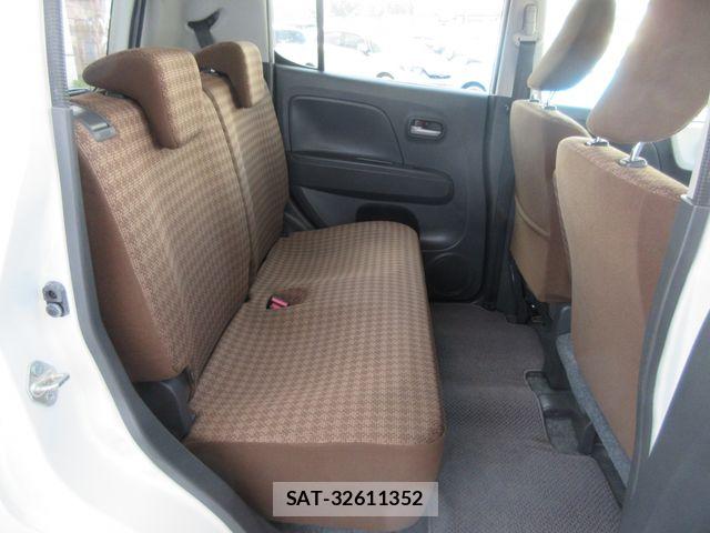 Nissan MOCO 2015-06 8036869-8