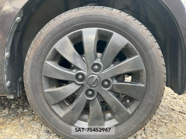 Nissan MOCO 2014-11 8074679-6