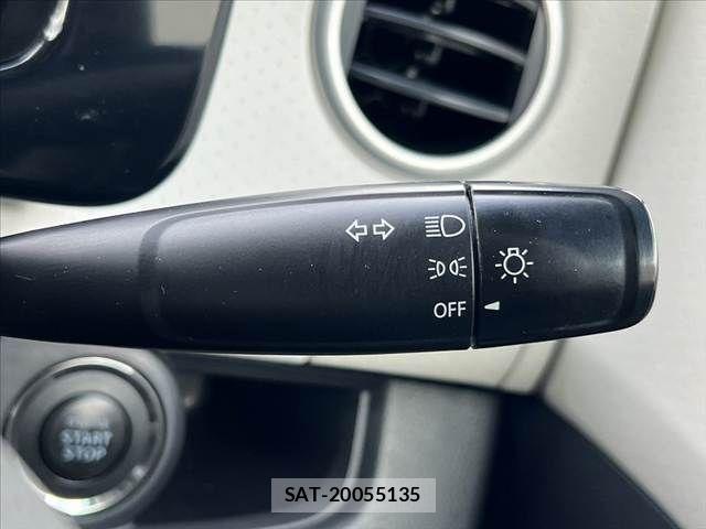 Nissan MOCO 2016-01 8100528-23
