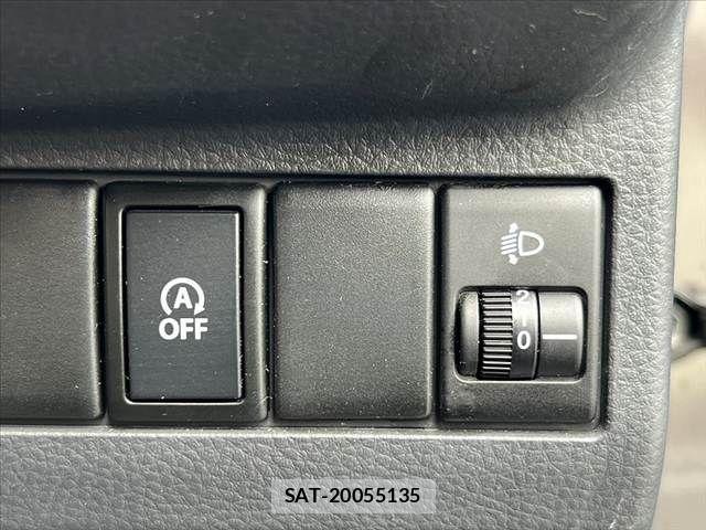 Nissan MOCO 2016-01 8100528-4