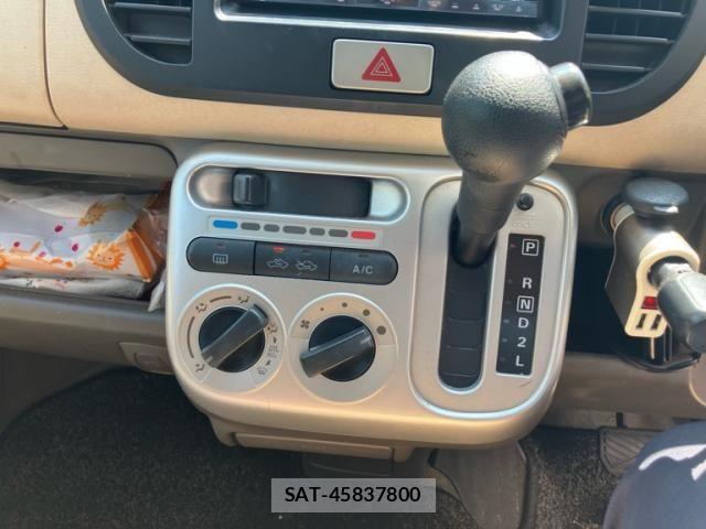 Nissan MOCO 2010-02 8100543-18