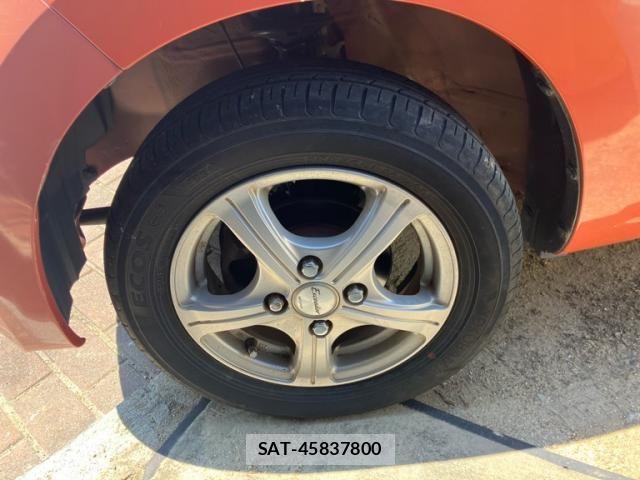 Nissan MOCO 2010-02 8100543-5