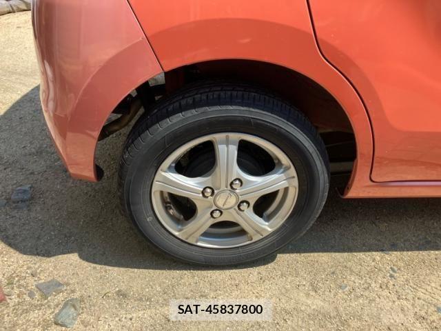 Nissan MOCO 2010-02 8100543-6