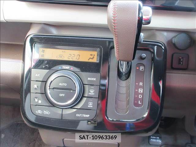 Nissan MOCO 2015-07 8100529-11