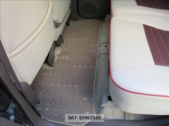 Nissan MOCO 2015-07 8100529-23