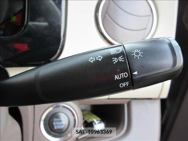 Nissan MOCO 2015-07 8100529-5