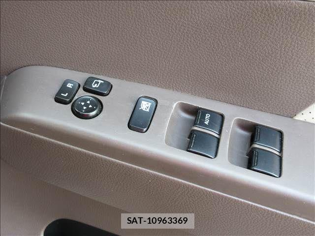 Nissan MOCO 2015-07 8100529-8