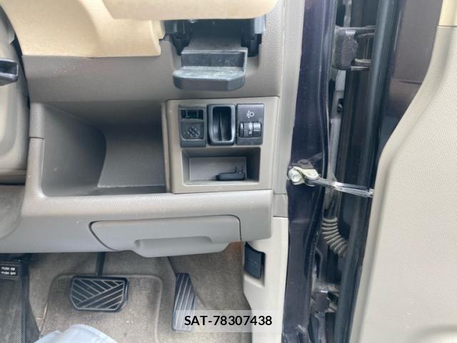 Nissan MOCO 2008-03 8100545-7