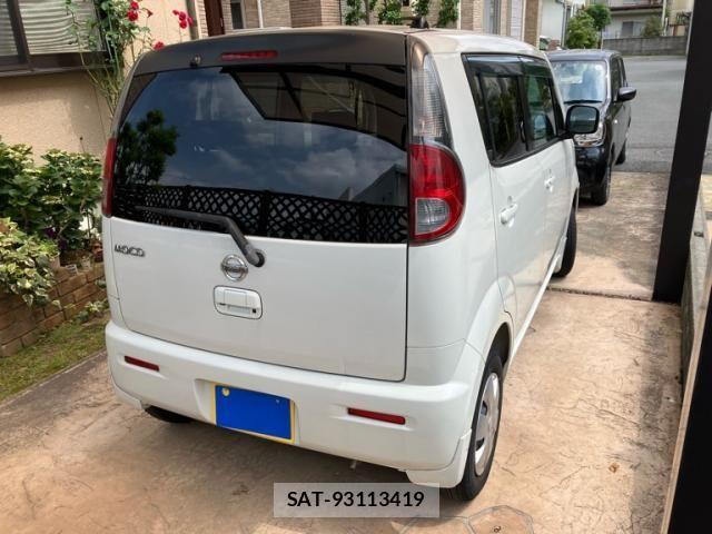 Nissan MOCO 2011-04 8100535-1