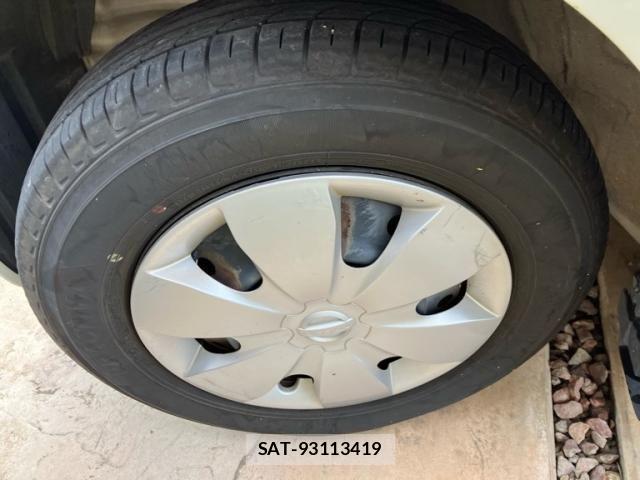 Nissan MOCO 2011-04 8100535-5