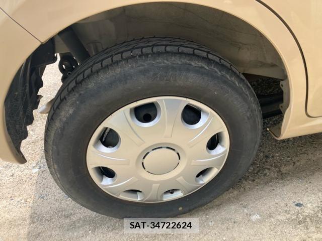 Nissan MOCO 2013-08 8100534-6