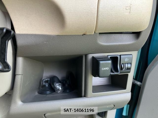 Nissan MOCO 2007-05 8100541-13