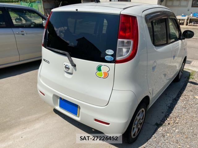 Nissan MOCO 2006-04 8131329-5
